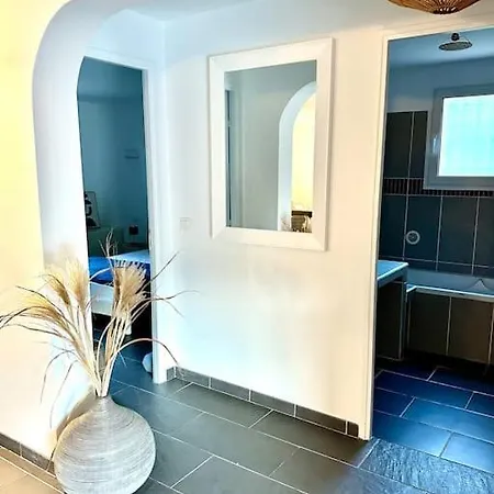 Villa Casa Lecca-belle Maison A Vecchio ,route De Palombaggia Porto-Vecchio (Corsica)